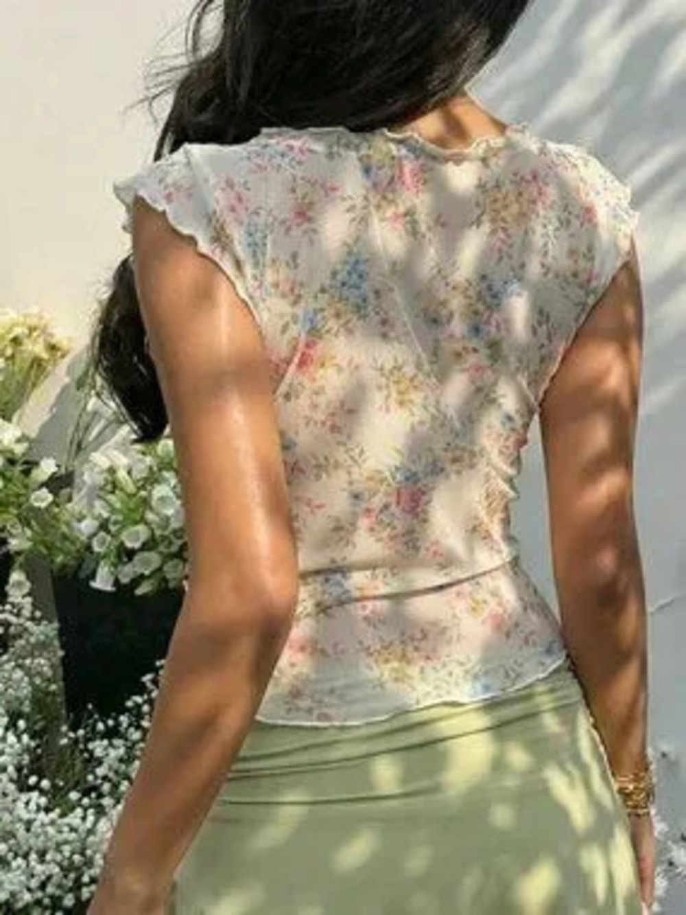 Multicolor Casual Women's Floral Mesh Print Ruffle Trim Deep Neck Cap Sleeve Top